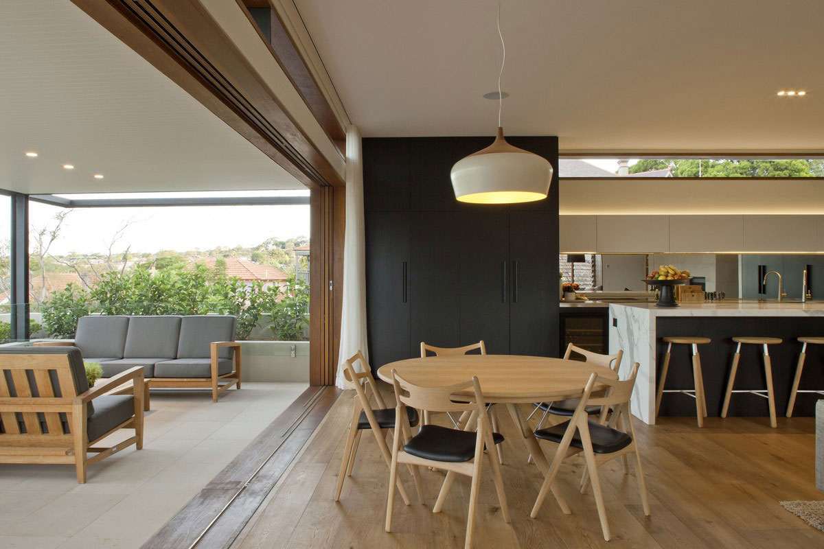 Choosing Dining Room Furniture For A Better Outdoor Dining Experience!