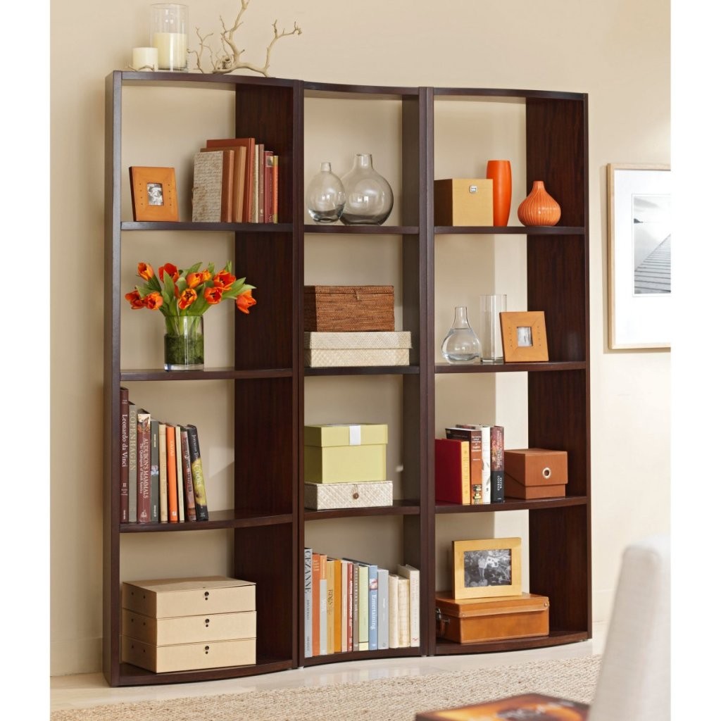 What Characteristics Make Decorating Bookshelves Different From The Rest